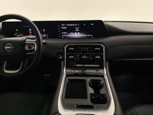 Used 2025 Nissan Armada SV image 20