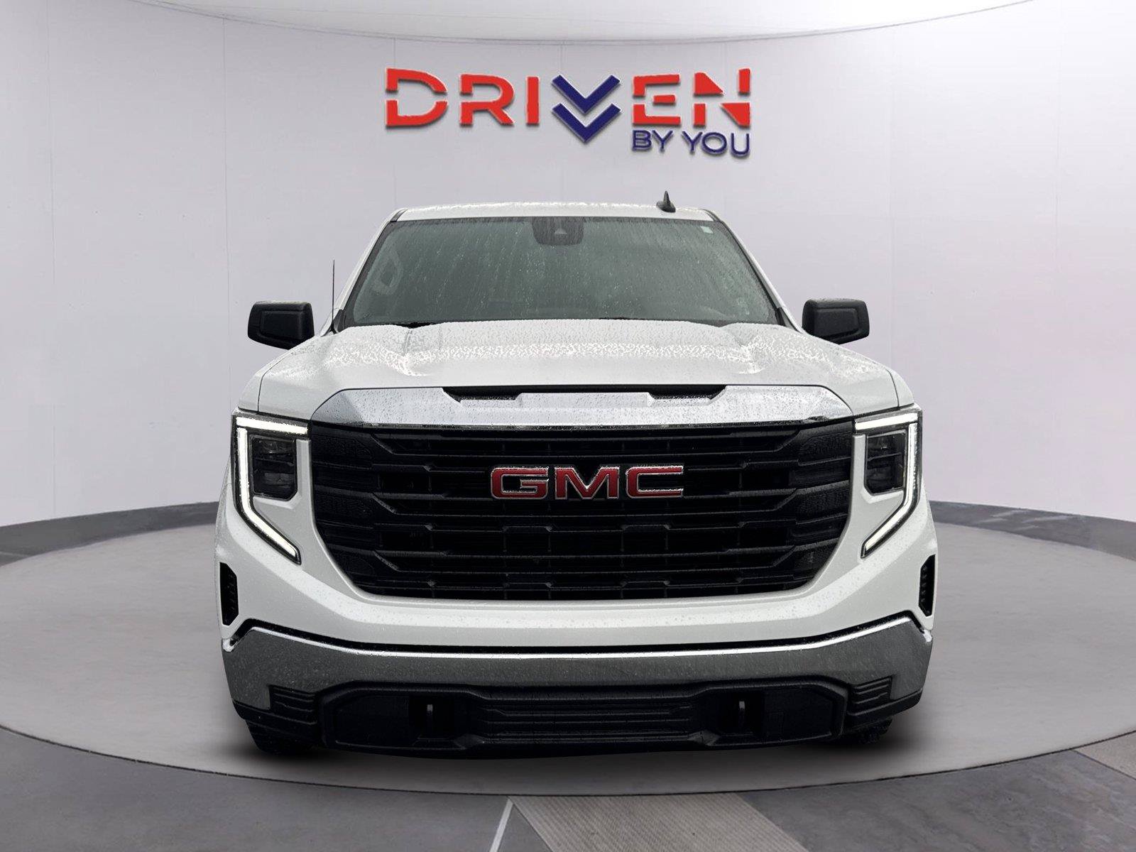 Used 2025 GMC Sierra 1500 Pro w/ Pro Value Package AWD/4WD image 9