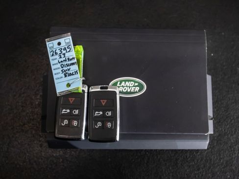 Used 2023 Land Rover Discovery HSE R-Dynamic AWD/4WD image 47