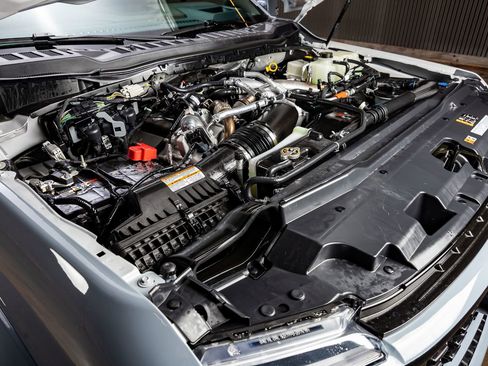 Used 2026 Ford F450 King Ranch w/ Chrome Package image 40