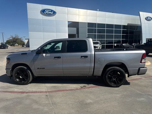 Used 2023 RAM 1500 Big Horn AWD/4WD image 8