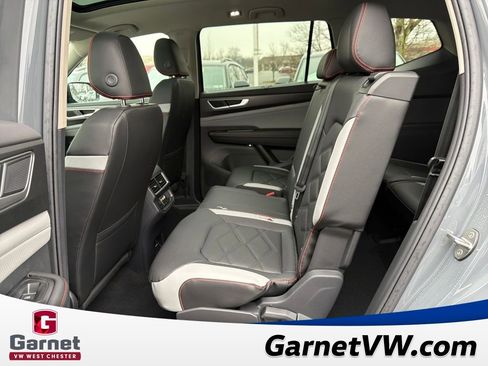 New 2026 Volkswagen Atlas Peak Edition image 18