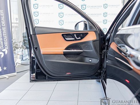 Used 2024 Mercedes-Benz C 300 4MATIC Sedan image 30