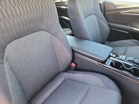 Used 2025 Toyota Camry LE FWD image 13