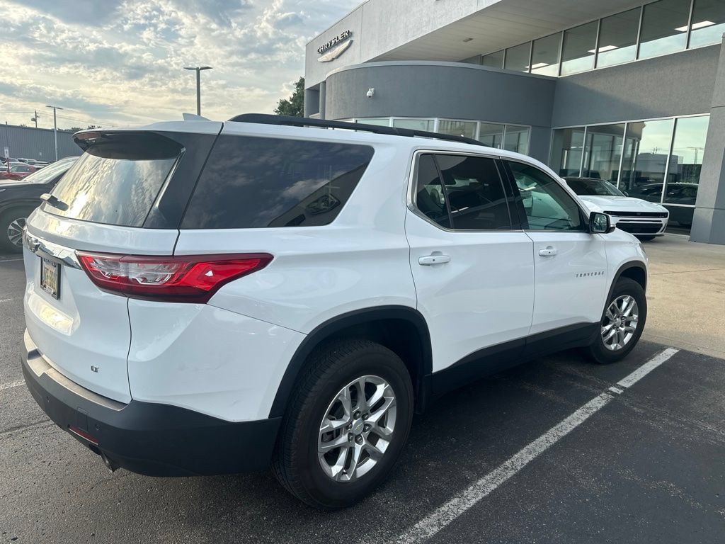 Used 2020 Chevrolet Traverse LT FWD image 4