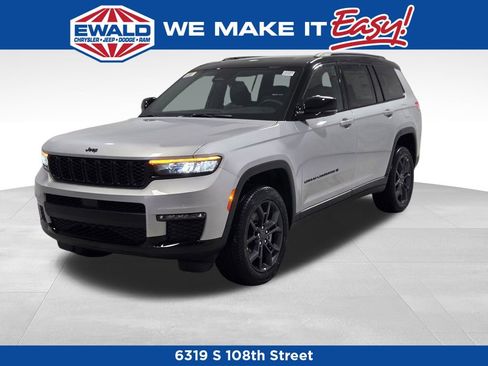 New 2025 Jeep Grand Cherokee L Limited image 17