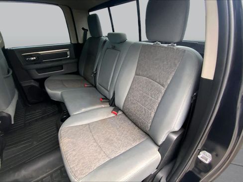 Used 2016 RAM 1500 Big Horn RWD image 21