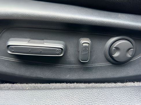 Used 2024 Honda Accord EX image 12
