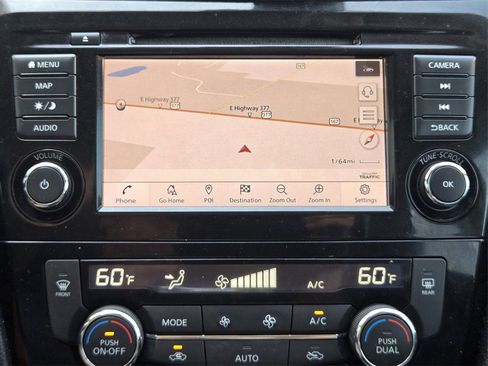 Used 2019 Nissan Rogue SL image 16