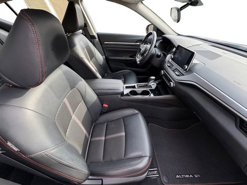 Used 2023 Nissan Altima 2.5 SR image 24