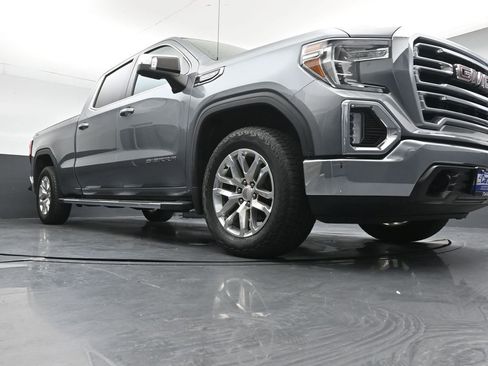 Used 2019 GMC Sierra 1500 SLT w/ SLT Premium Package AWD/4WD image 39