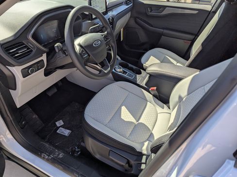 New 2026 Ford Escape Active image 9