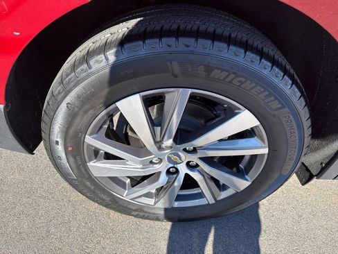 Used 2023 Chevrolet Equinox Premier image 13