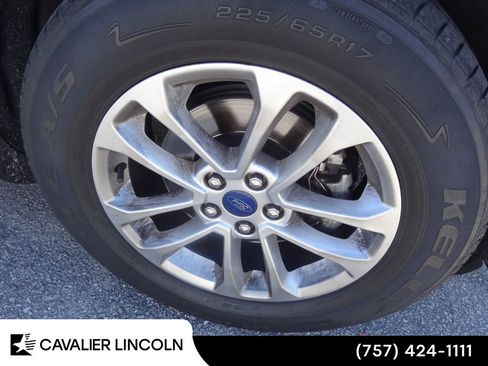 Used 2022 Ford Escape SE w/ Convenience Package FWD image 13