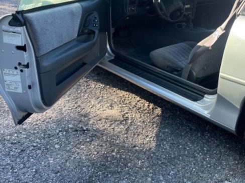 Used 1997 Chevrolet Camaro Z28 w/ Preferred Equipment Group 2 image 9