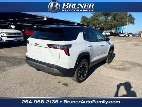 New 2026 Chevrolet Equinox LT w/ Convenience Package II image 5