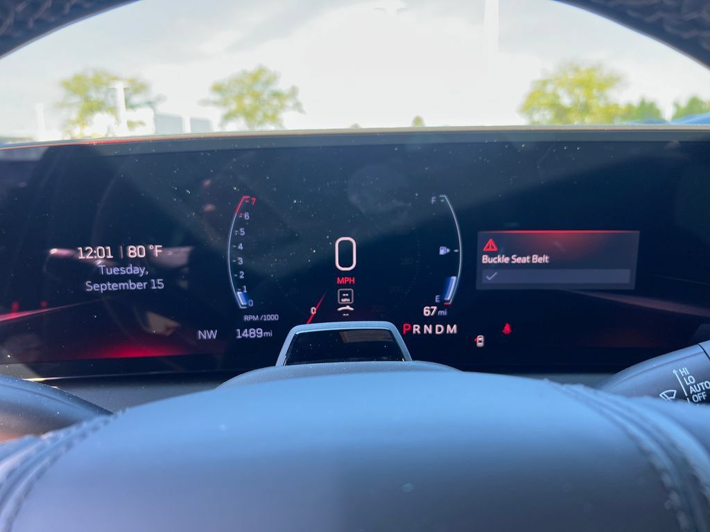 Used 2026 Cadillac CT5 V w/ Technology Package AWD/4WD image 16