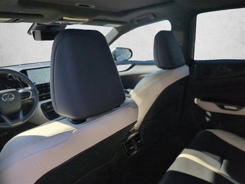 Used 2023 Lexus NX 350 AWD image 18