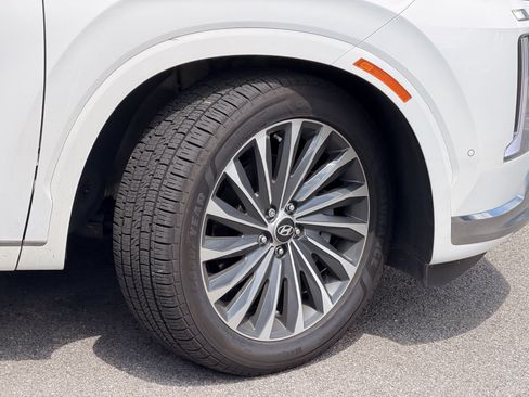 Used 2024 Hyundai Palisade Calligraphy AWD/4WD image 5