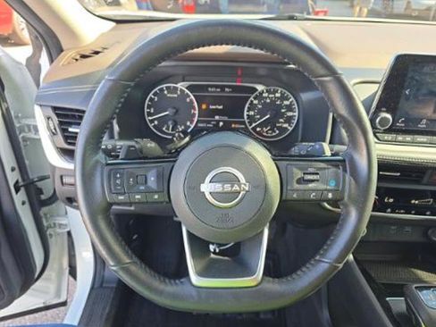 Used 2023 Nissan Rogue SV w/ SV Premium B Package AWD/4WD image 15