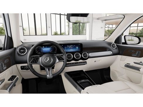 New 2026 Mercedes-Benz GLB 250 image 2