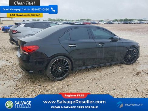 Used 2020 Mercedes-Benz A 220 w/ AMG Line image 4