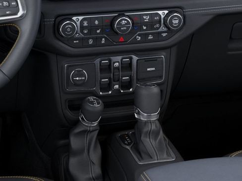New 2026 Jeep Wrangler Unlimited Sahara AWD/4WD image 24