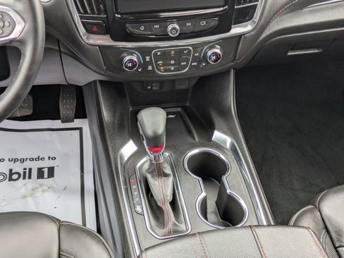 Certified 2023 Chevrolet Traverse RS image 18