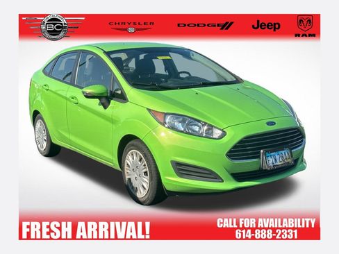 Used 2014 Ford Fiesta SE w/ SE Fuel Economy Package FWD image 1