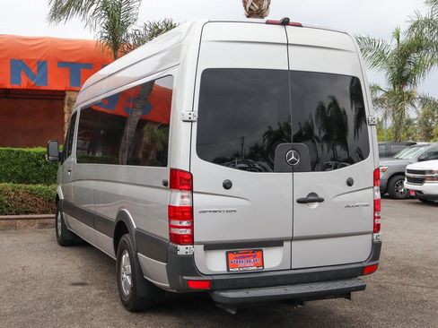 Used 2016 Mercedes-Benz Sprinter 2500 image 6