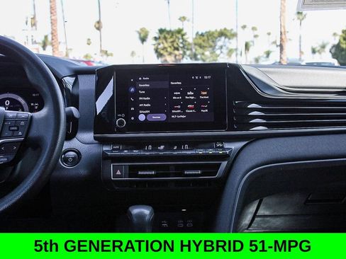 Used 2025 Toyota Camry LE FWD image 13
