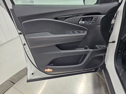 New 2026 Honda Ridgeline Black Edition image 24