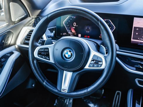 Used 2025 BMW X5 xDrive50e w/ Executive Package image 13