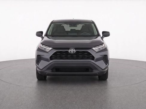 Used 2025 Toyota RAV4 LE AWD/4WD image 5