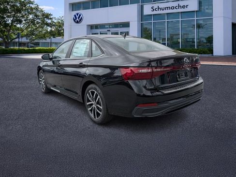 New 2026 Volkswagen Jetta SE image 5