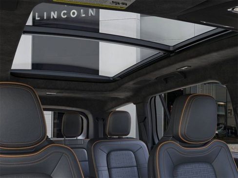 New 2025 Lincoln Aviator Black Label w/ Black Label Special Edition image 42