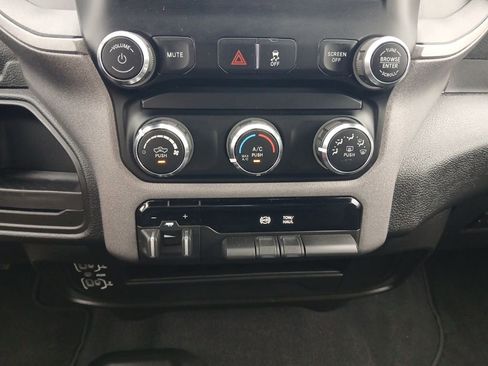 Used 2024 RAM 3500 Tradesman w/ Chrome Appearance Group image 22