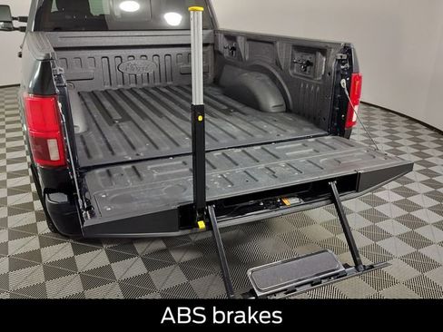 Used 2020 Ford F150 Lariat image 33