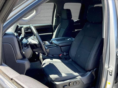 Used 2023 Chevrolet Silverado 1500 LT AWD/4WD image 14