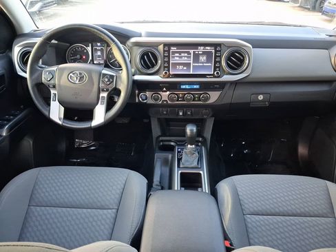 Used 2023 Toyota Tacoma SR5 AWD/4WD image 9