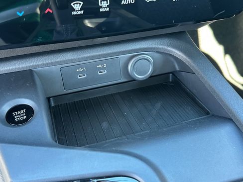 Used 2026 Nissan Sentra SV w/ Floor Mat Package image 30