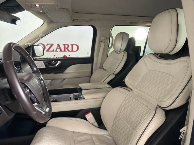 Used 2021 Lincoln Navigator Black Label w/ Special Edition Package AWD/4WD image 20
