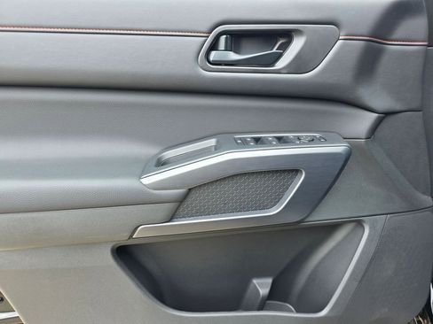 New 2026 Nissan Pathfinder Rock Creek image 18