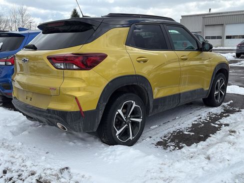 Used 2023 Chevrolet TrailBlazer RS w/ Convenience Package image 3