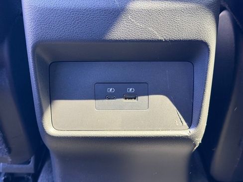 Used 2023 Nissan Rogue SV image 25