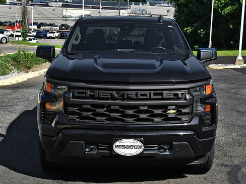Used 2023 Chevrolet Silverado 1500 Custom AWD/4WD image 5