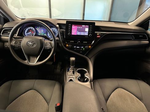 Used 2022 Toyota Camry LE AWD/4WD image 9