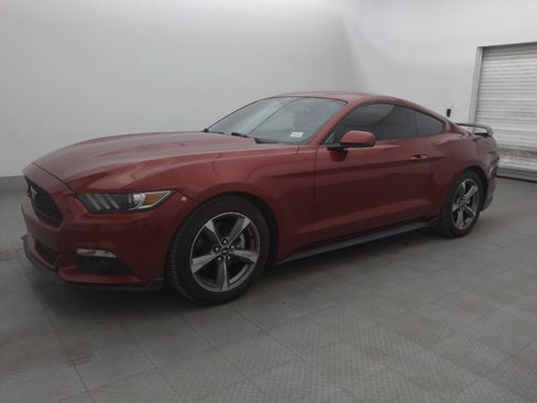 Used 2017 Ford Mustang Premium w/ Equipment Group 201A RWD image 2