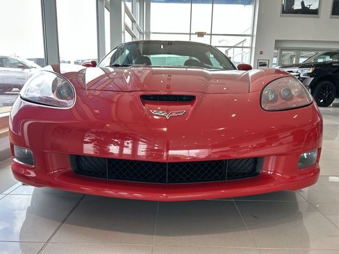 Used 2007 Chevrolet Corvette Z06 w/ Preferred Equipment Group RWD image 8