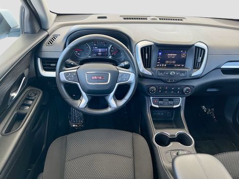 Used 2024 GMC Terrain SLE FWD image 20